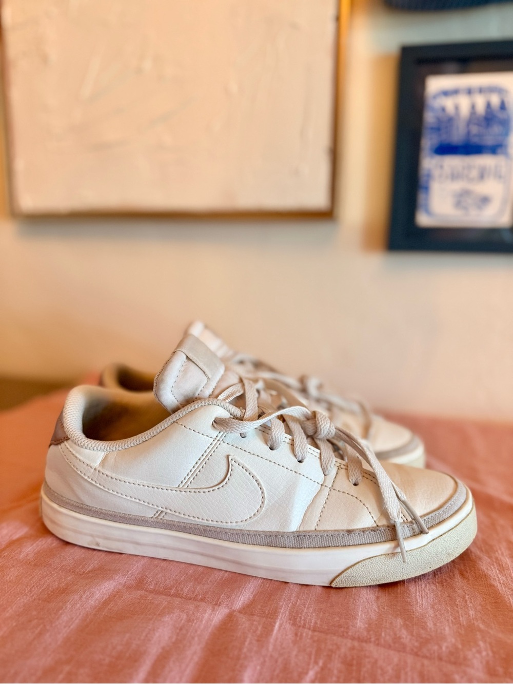 Nike Court Legacy Next Nature Phantom Metallic Red Bronze
Womens